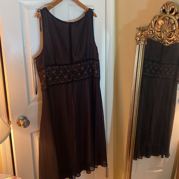 STUNNING Dress Plus Dress Barn 24W - Picture 7 of 16